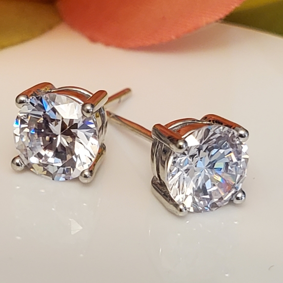 NEW Sterling Silver Diamond Earrings - Picture 2 of 6